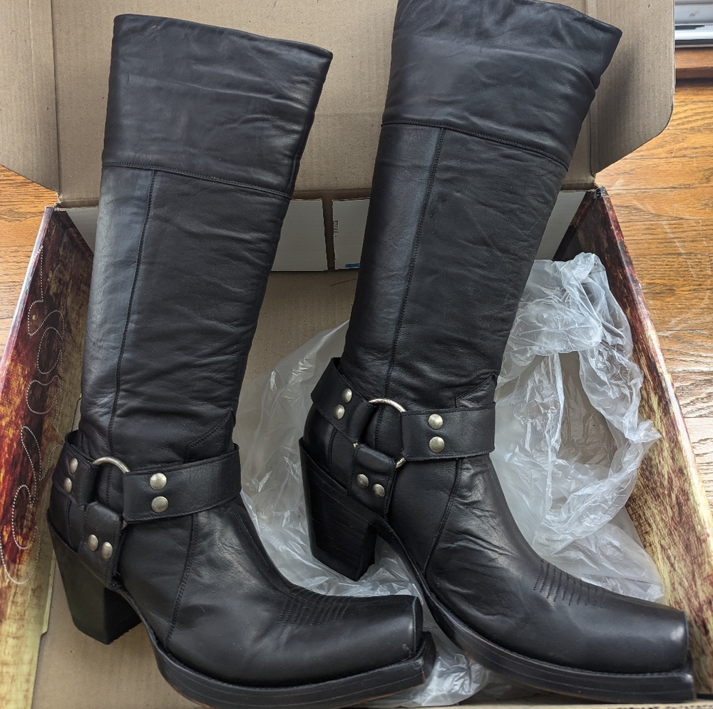 Old Gringo tall boots